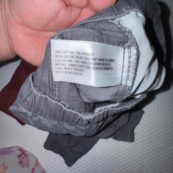 Set 2 Kids Jogger Pants - Red and Gray size 2 T - Picture 4 of 4